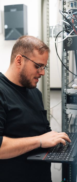 Technik- und IT-Einrichtungsservice für Unternehmen in Paderborn - MBörso Computer GmbH
